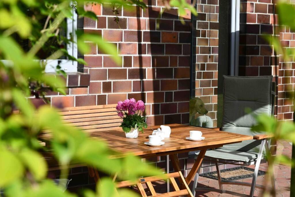 אאוריך Unser Traumhaus Mit Wunderschoenem Garten מראה חיצוני תמונה